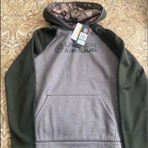 Under Armour hoodie